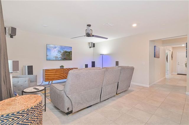 10788 Firebush CIR, North Fort Myers, FL 33917