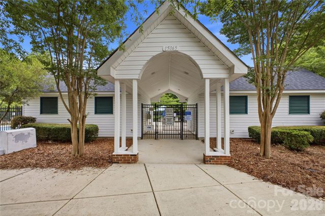15030 Deshler Court, Charlotte, NC 28273