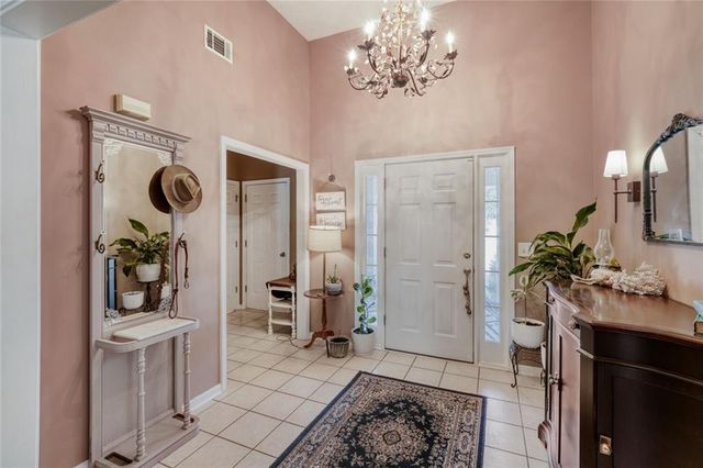 1611 Lake View Court, Loganville, GA 30052