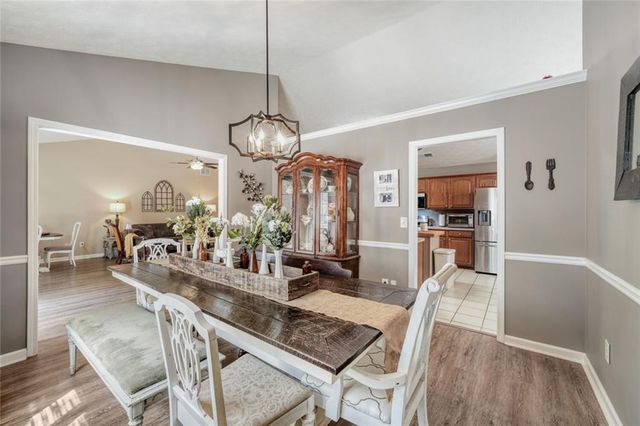 1611 Lake View Court, Loganville, GA 30052