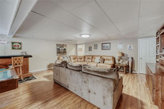 1611 Lake View Court, Loganville, GA 30052
