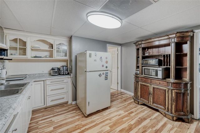 1611 Lake View Court, Loganville, GA 30052