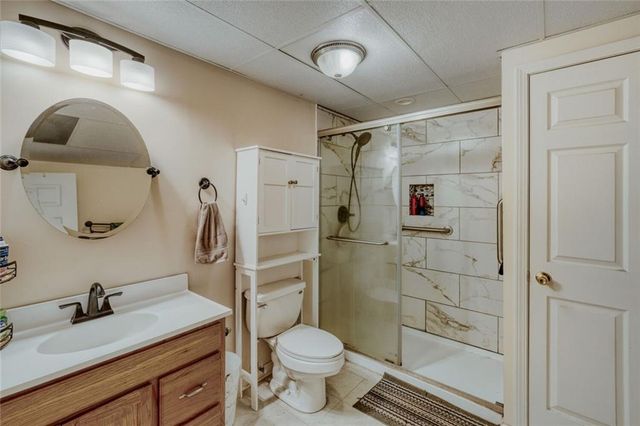 1611 Lake View Court, Loganville, GA 30052