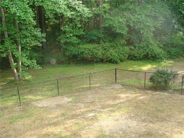 1611 Lake View Court, Loganville, GA 30052