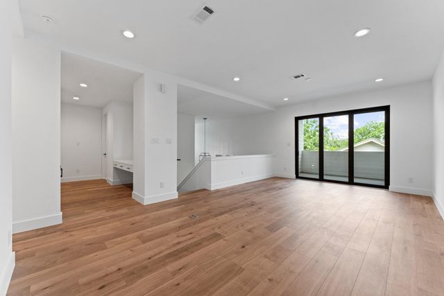 6711 Housman Street, Houston, TX 77055