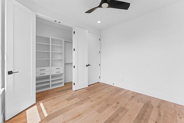 6711 Housman Street, Houston, TX 77055