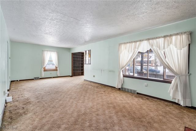 188 Meadowbrook Avenue, Boardman, OH 44512