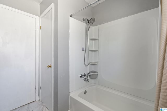 328 CIRCLEWOOD DRIVE, Brent, AL 35034