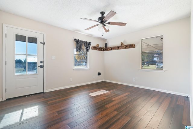 328 CIRCLEWOOD DRIVE, Brent, AL 35034