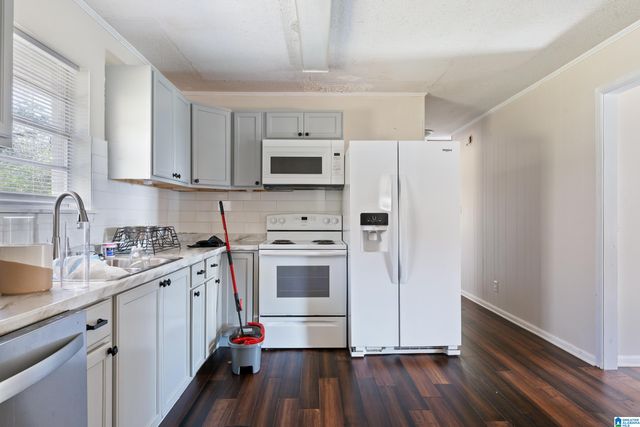 328 CIRCLEWOOD DRIVE, Brent, AL 35034