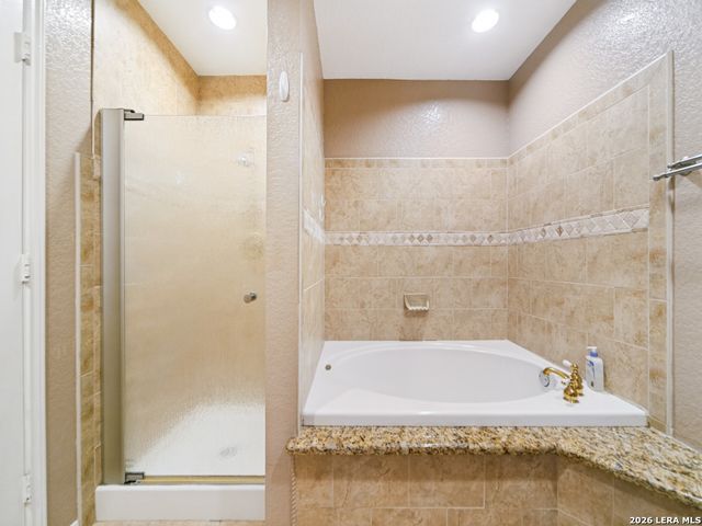 335 SPUR RDG, San Antonio, TX 78264