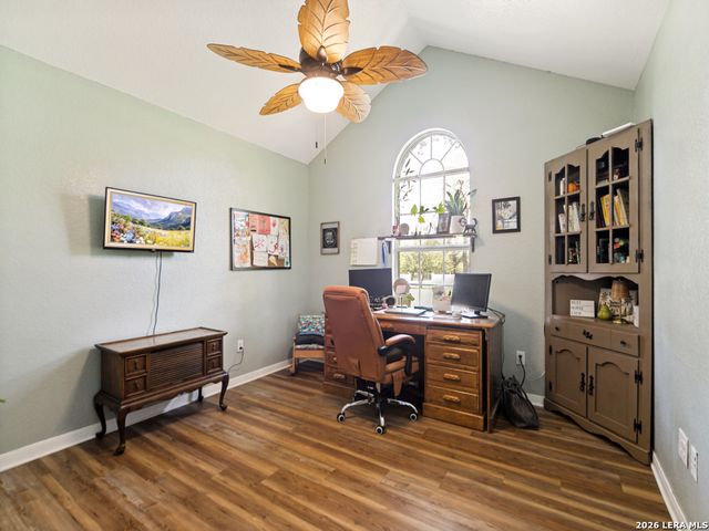 335 SPUR RDG, San Antonio, TX 78264