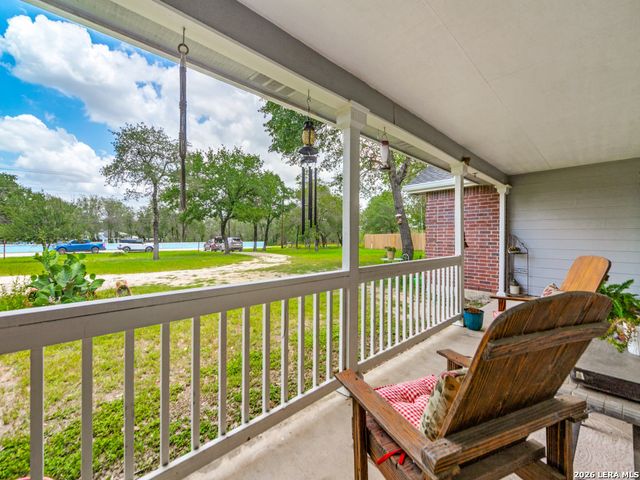335 SPUR RDG, San Antonio, TX 78264
