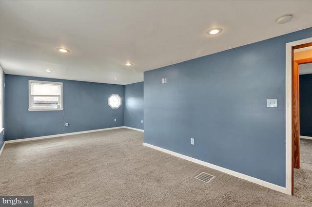 3027 LIMEKILN RD, Birdsboro, PA 19508