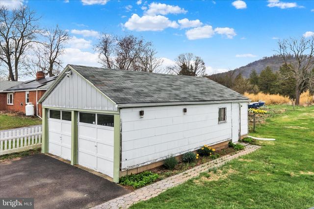3027 LIMEKILN RD, Birdsboro, PA 19508