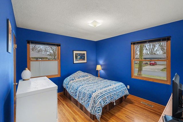 207 Inner Drive, Montgomery, MN 56069