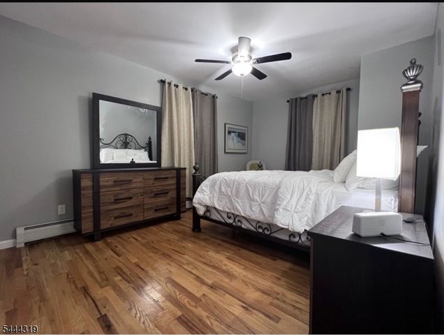 37 N 16Th St, East Orange City, NJ 07017