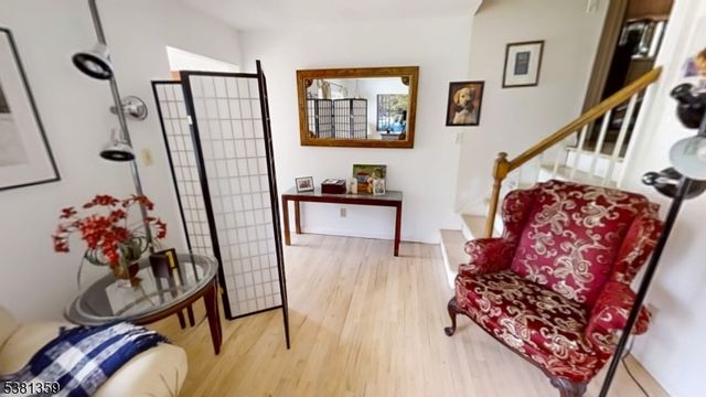 25 Oakbrook Pl, Franklin Twp., NJ 08873