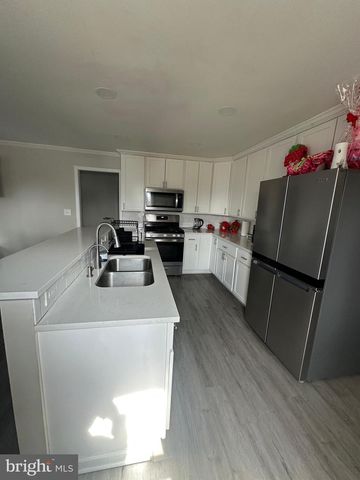 4427 ANNAPOLIS RD, Halethorpe, MD 21227