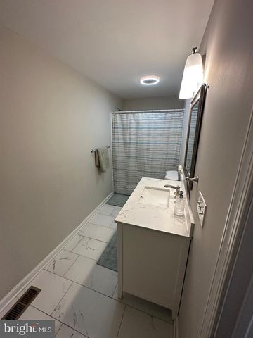 4427 ANNAPOLIS RD, Halethorpe, MD 21227