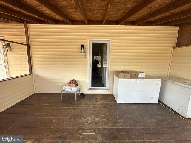 4427 ANNAPOLIS RD, Halethorpe, MD 21227