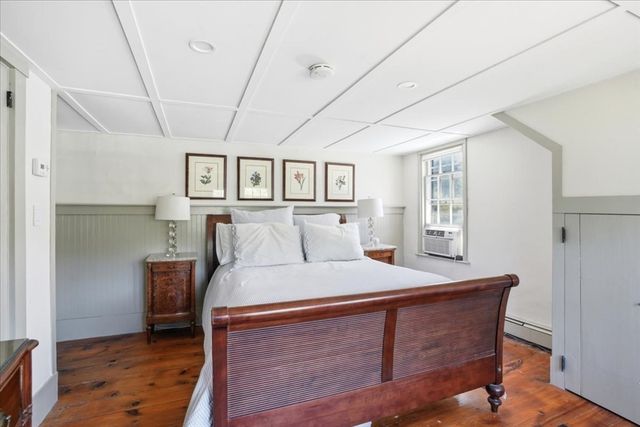 424 Main St, Hingham, MA 02043