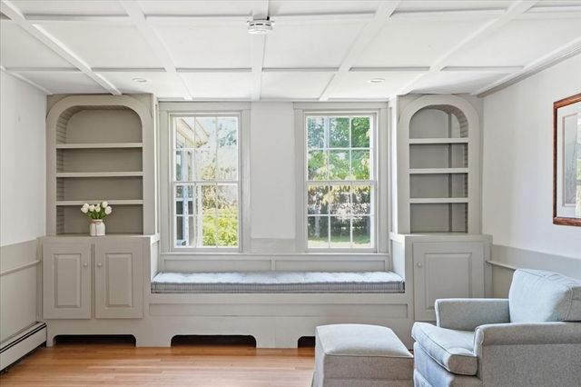 424 Main St, Hingham, MA 02043