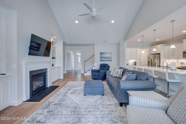8700 Horse Nettle Drive NE, Leland, NC 28451