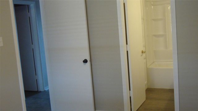 20802 Bonanza ST 3, Lago Vista, TX 78645