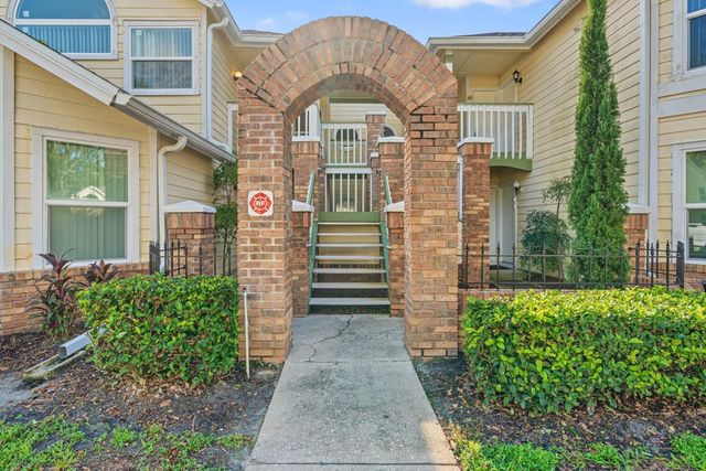 5006 LAGUNA BAY CIRCLE 58, Kissimmee, FL 34746