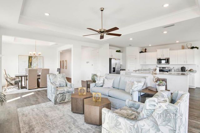 10384 Winning Colors Trail, Daphne, AL 36526