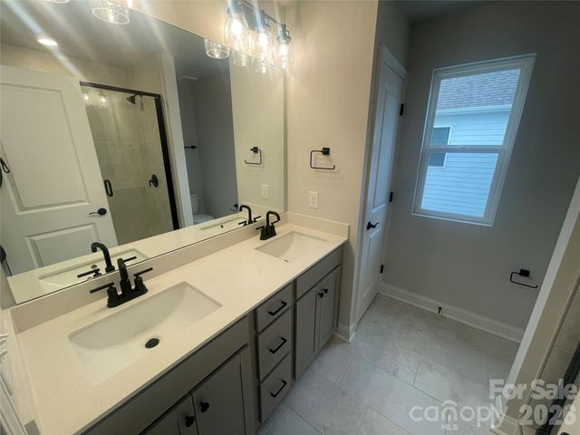 4028 Grommet Court, Matthews, NC 28105