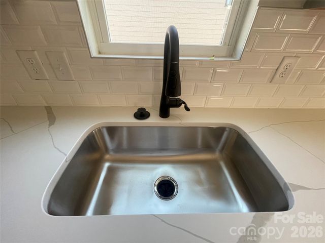 4028 Grommet Court, Matthews, NC 28105