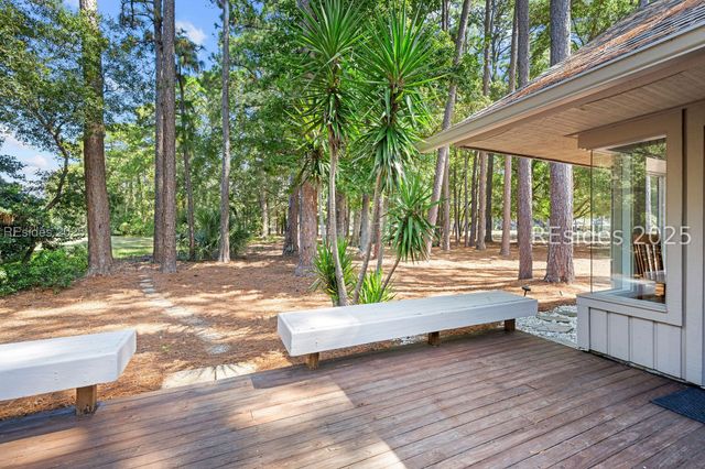 20 Field Sparrow Rd, Hilton Head Island, SC 29926