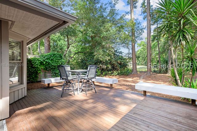 20 Field Sparrow Rd, Hilton Head Island, SC 29926