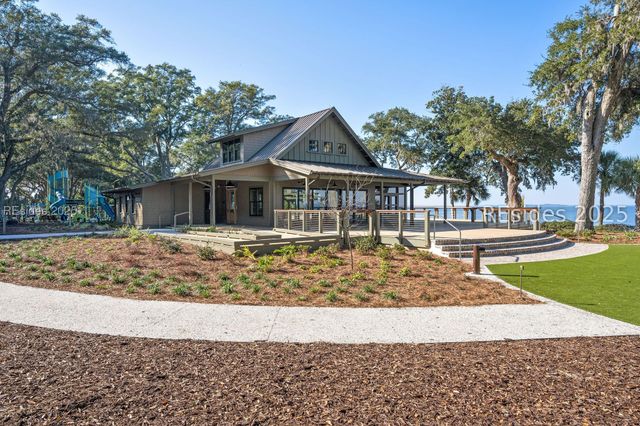20 Field Sparrow Rd, Hilton Head Island, SC 29926