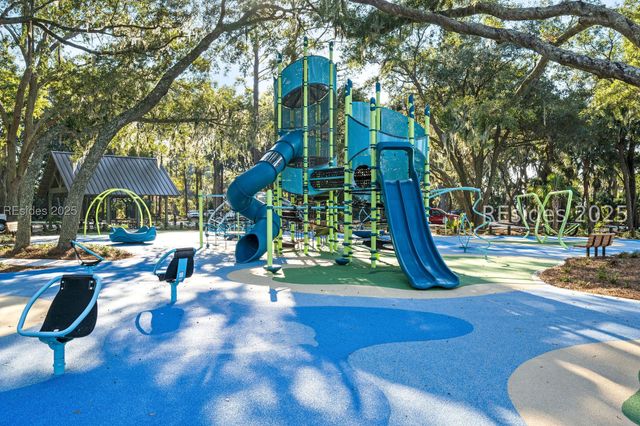 20 Field Sparrow Rd, Hilton Head Island, SC 29926