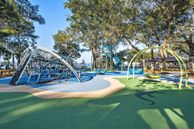 20 Field Sparrow Rd, Hilton Head Island, SC 29926