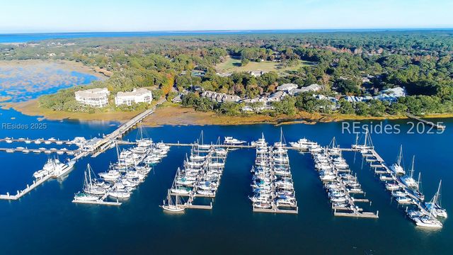 20 Field Sparrow Rd, Hilton Head Island, SC 29926