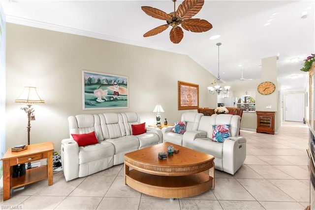 8586 Mustang DR # 25, Naples, FL 34113