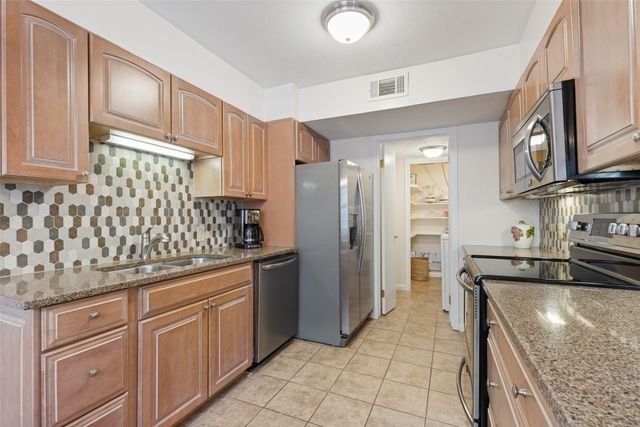 6311 Bandera Avenue A, Dallas, TX 75225