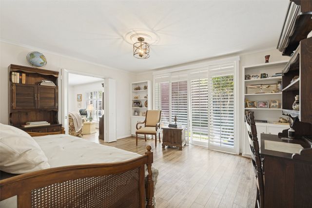 6311 Bandera Avenue A, Dallas, TX 75225
