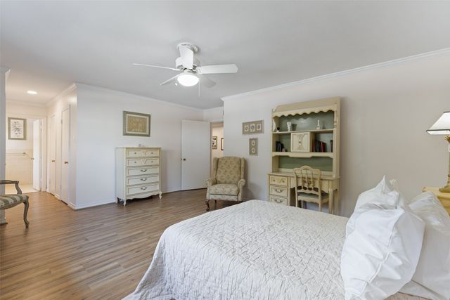 6311 Bandera Avenue A, Dallas, TX 75225