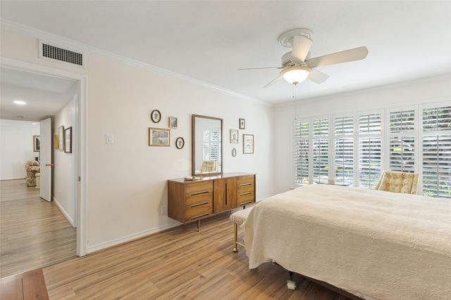 6311 Bandera Avenue A, Dallas, TX 75225