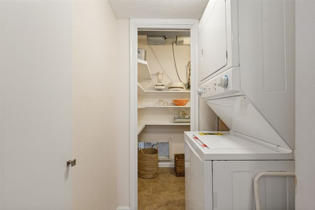 6311 Bandera Avenue A, Dallas, TX 75225