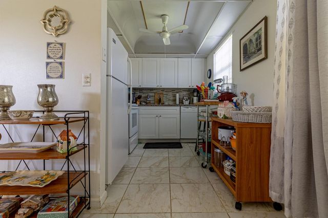 158 Mansfield D Drive, Boca Raton, FL 33434