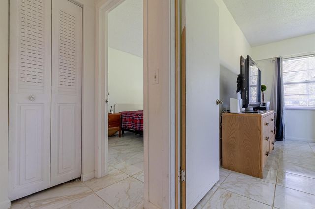158 Mansfield D Drive, Boca Raton, FL 33434
