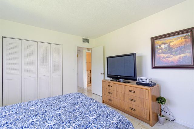 158 Mansfield D Drive, Boca Raton, FL 33434
