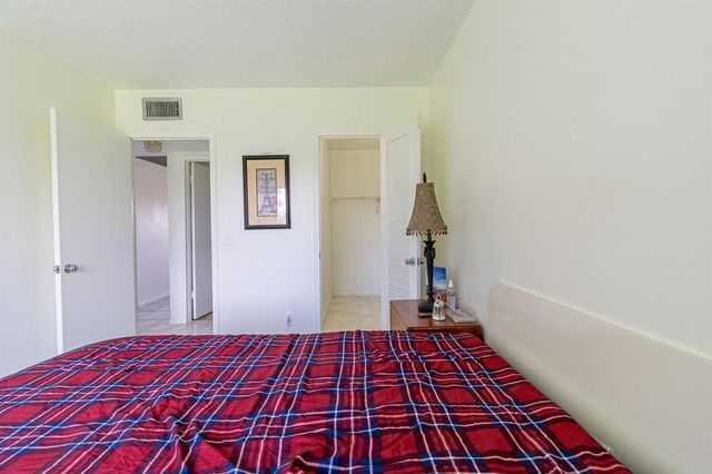 158 Mansfield D Drive, Boca Raton, FL 33434
