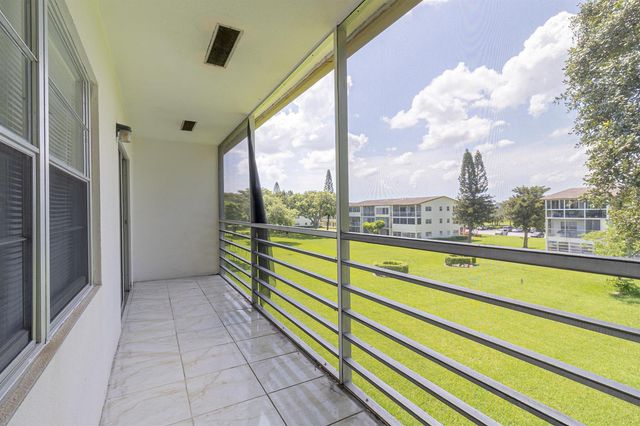 158 Mansfield D Drive, Boca Raton, FL 33434
